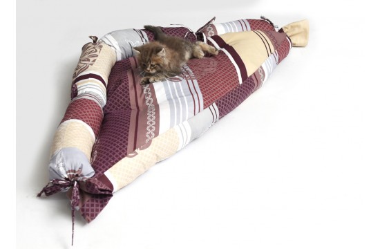 Подушка для собак і котів "ТРИКУТНИК" лежак RGTF