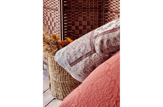 Bedding set with bedspread + plaid Karaca Home - Maryam bordo 2020-1 burgundy euro