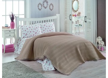 Euro bedding set with pique bedspread Gold Soft Life Beige