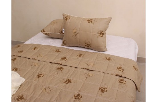 Одеяло летнее Camel двуспальное (облегченное)