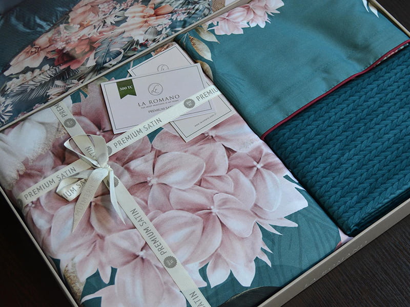 La Romano bed linen in a box