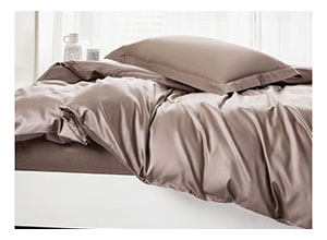 Сатиновое постельное белье шоколадного цвета